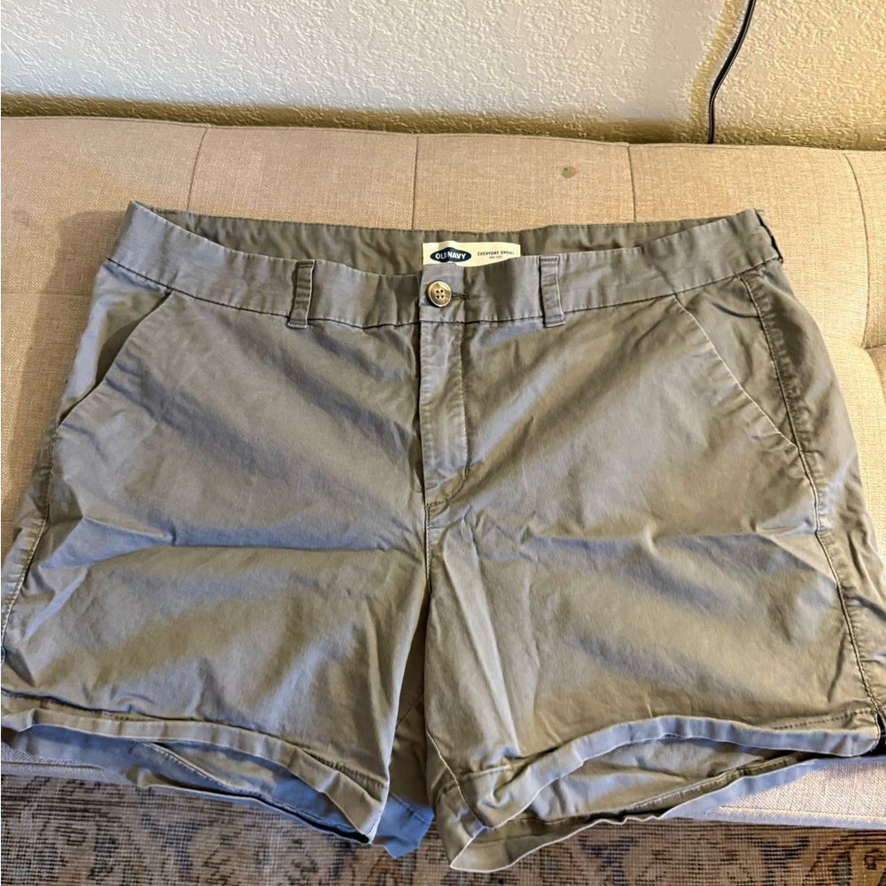 Old Navy Gray Bermuda Shorts Classic Cotton Blend